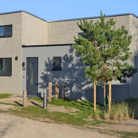 Awesome In Lembruch-dmmer See With Sauna, Wifi And Indoor Swimming Pool Dom wakacyjny *