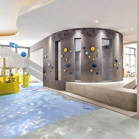 Awesome In Lembruch-dmmer See With Sauna, Wifi And Indoor Swimming Pool