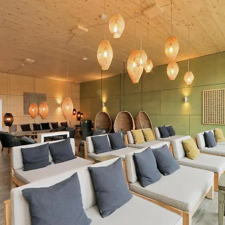 Awesome In Lembruch-dmmer See With Sauna, Wifi And Indoor Swimming Pool Lembruch